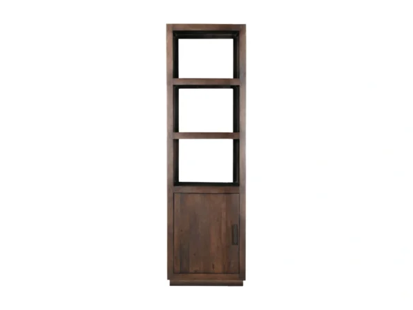 Smalle boekenkast met open vakken. Deze smalle zwarte boekenkast typeert zich door de minimalistische stijl en open vakken