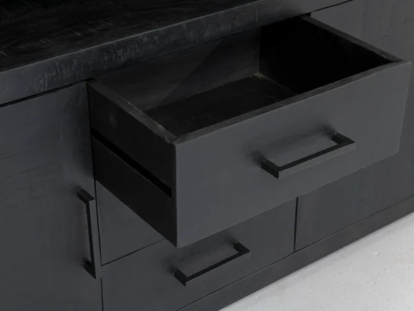 Schwarze Kommode mit offenem Fach. Diese moderne Kommode ist mit Flügeltüren und Schubladen, Unterschrank flachen Fußleiste ausgestattet.