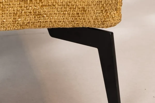 Sustainable, contemporary, and comfortable chenille pouf with round elements and cushions. Comfortable footstool with high Martindale score - TEAK2.