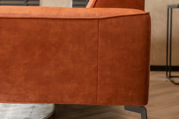 Sustainable, contemporary, and comfortable sofa in velvet with rounded elements and black metal base - TEAK2 furniture store.
