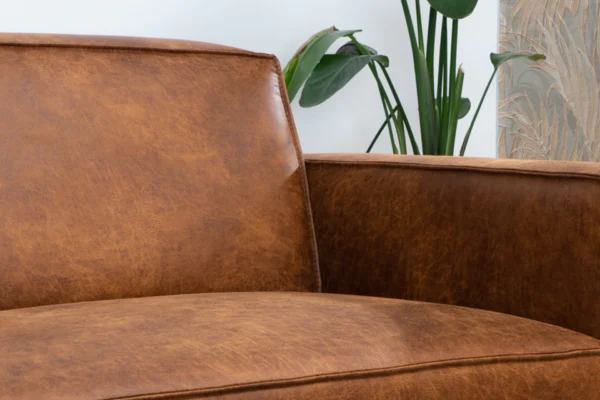 Duurzame, comfortabele en moderne bank in ECO-leder met metalen zwart onderstel. Luxe leren bank 3-zits, lederen sofa - TEAK2.