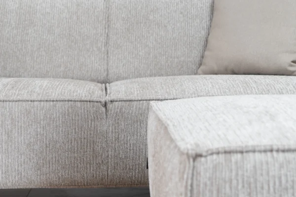 Sustainable, comfortable, and contemporary sofa in ribbed fabric with black metal base. Ribbed fabric sofa in recycled polyester, 3-seater sofa - TEAK2.