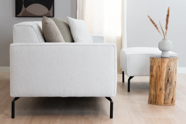 Sustainable, comfortable, and contemporary sofa in ribbed fabric with black metal base. Ribbed fabric sofa in recycled polyester, 3-seater sofa - TEAK2.